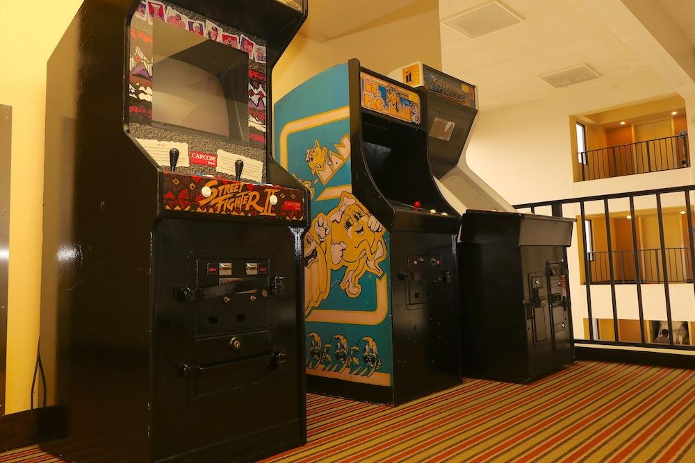 The Atrium Resort, Virginia Beach By Vacatia 외부 사진